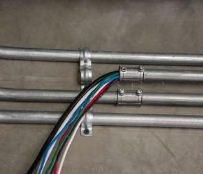 EMT Couplings Set Screw Type Zinc Type