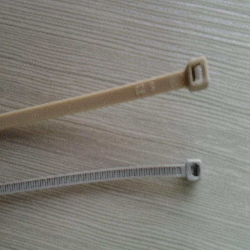 Grey Color Nylon Cable Tie