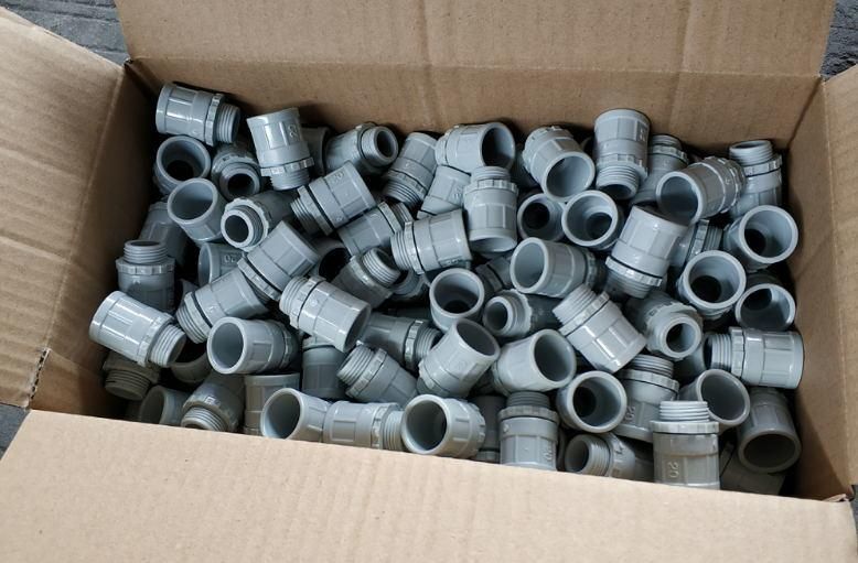 Halogen Free Male Thread Lock Ring Adaptors Electrical Conduit Fitting
